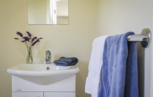 bathroom4